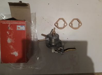 Nissan Sunny / Cherry / Prairie Fuel Pump.