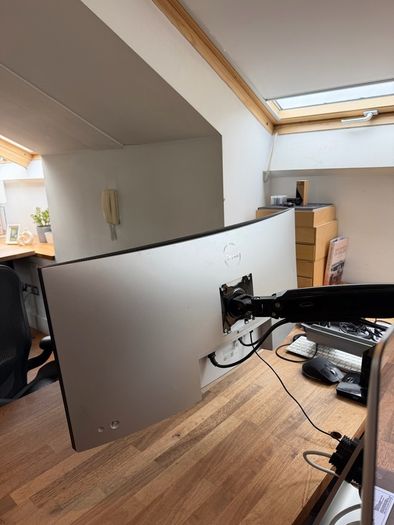 Dell 34" Curved Monitor U3421WE