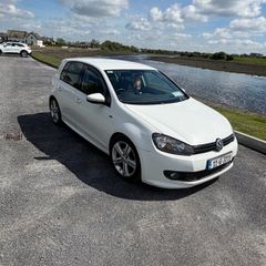 VW Golf R Line 2011