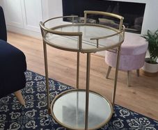 drinks trolley