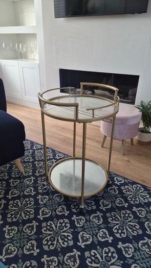 drinks trolley
