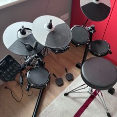 Alesis debut kit - electronic drum kit