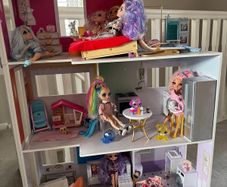 Rainbow High Townhouse