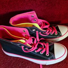 Converse High Tops