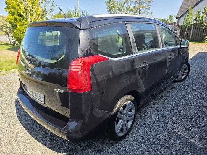 2015 Peugeot 5008 1.6 Diesel Cheap tax 7 seater