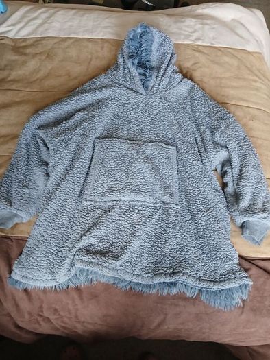 Gray Reversible ESKIMO Shaggy Hoddie