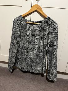 OASIS light blouse Size 12