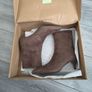 Brown boots Image 4