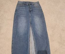 Denim maxi skirt Size M new without tags,very flattering on