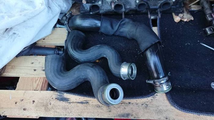 Audi a6 c6 2.0tdi Diesel pump fuel level sender. BLB BRE BRD s-line bumpers isofix turbo shock absorbers. a4 b6 b7 a6 c5 c6 parts