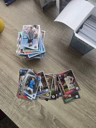 200+ football cards