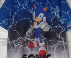 Sonic t shirt 10/11 years old