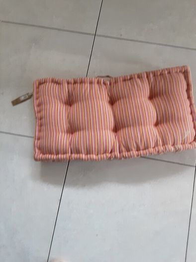 Large padded outdoor cushion with handle