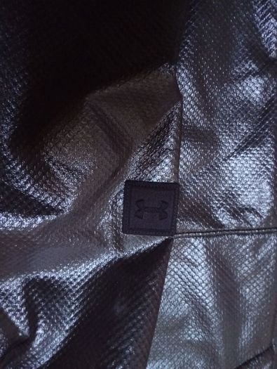 Under Armour Windbreaker