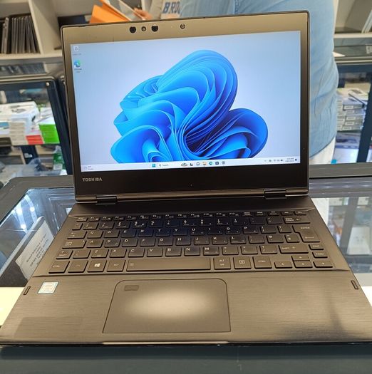 2in1 Toshiba Portege X20W intel i5 8th Gen 8GB RAM 256GB SSD Windows 11 Pro 12" (Touch Screen Notebook).