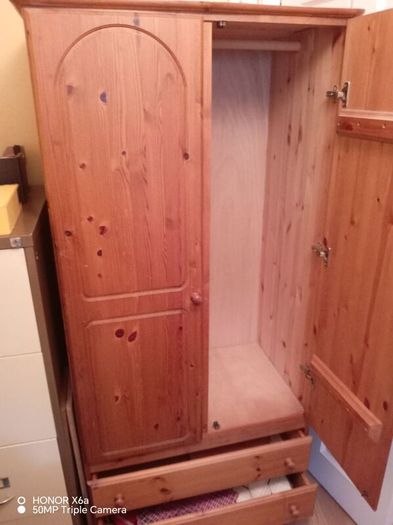 wardrobe