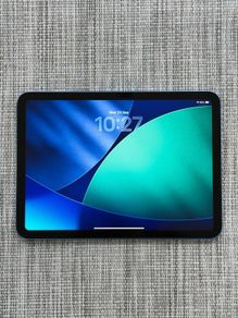 iPad 11 Gen - Only 30 cycles - Under Warranty
