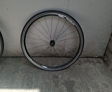 giant sr 2 wheelset and tyres