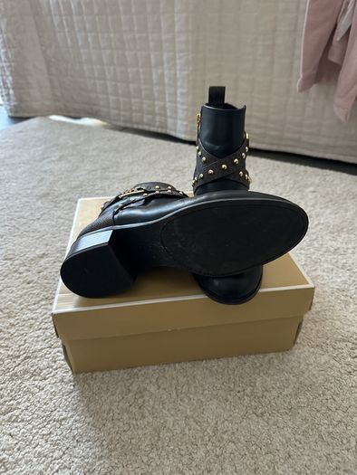 Michael Kors black/brown leather boots (us 7M/Uk 5)
