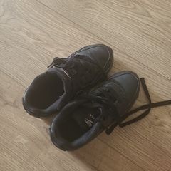 Nike Toddler black shoes