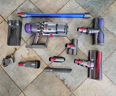 Dyson v11 absolute