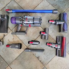 Dyson v11 absolute