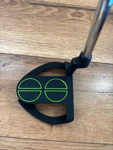 Clubs and bag