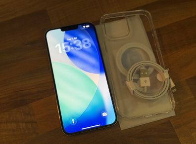iPhone 13 Pro Max 128GB Unlocked 100% Battery