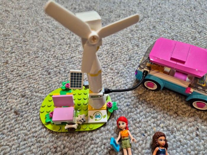 Lego Friends 41443 Olivia's Electric Car