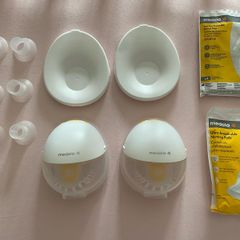 Medela Motion InBra double wearable breast pump