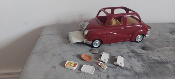 Sylvanian family cottage