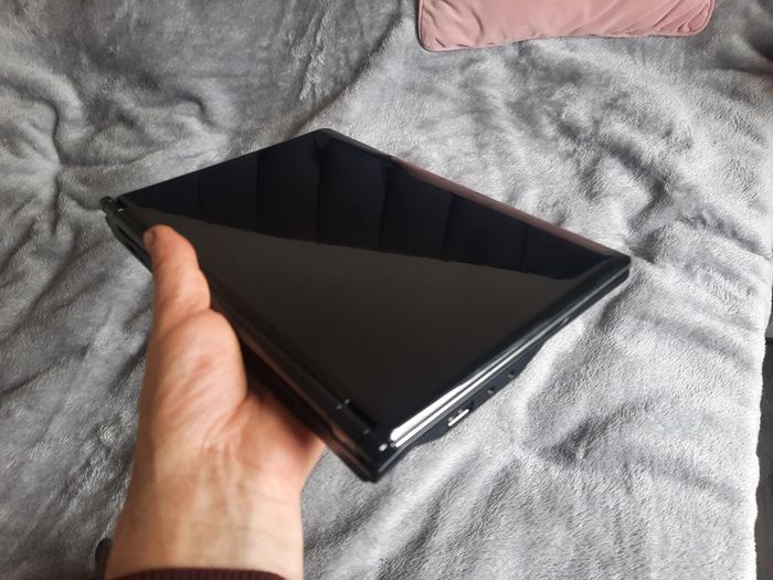 VIRGIN Media 12V Android Laptop / netbook