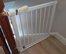 safety 1st stair gate with double lock