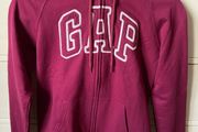 GAP zip hoodie for women, immaculate condition, barely used. Size: S