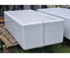 Large Belfast Sink With Brackets KAS1135