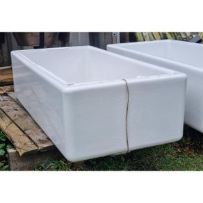 Large Belfast Sink With Brackets KAS1135
