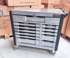 12 Drawer Tool Chest - Fully Loaded Professional Set