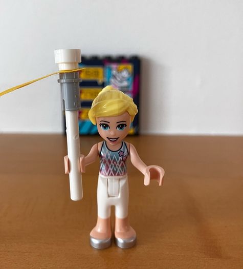 Lego Friends Gymnasts Stephanie and Mia