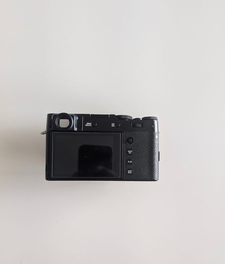 Fujifilm X100V