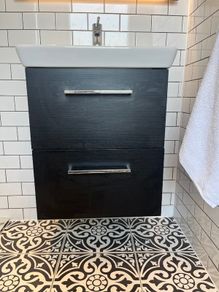 Bathroom vanity