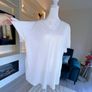 Brand New Ladies White Short Sleeved Top from La Luna Image 6