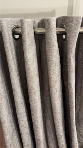 Silver curtains with extensible curtain pole
