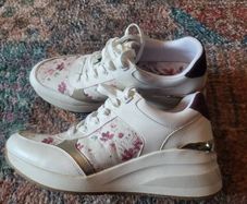 Womens Aldo Trainers Size 9