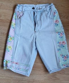 Size 8 - A Lovely Pair of Shorts - Read Carefully