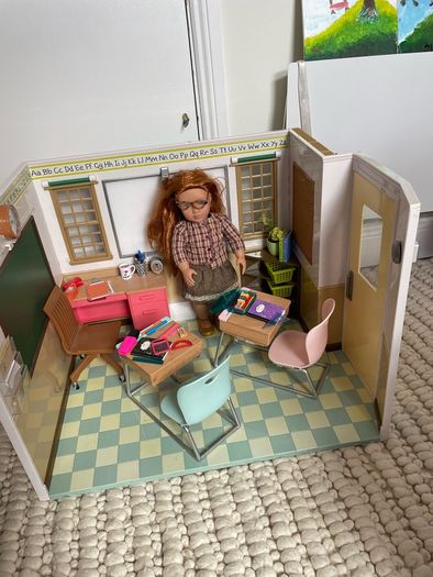 Generation Doll School