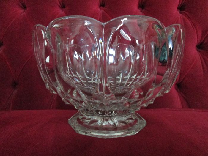 Vintage Raised Glass Fruit Bowl (6"t x 19"across)