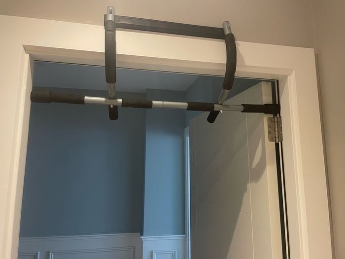 Multi-Grip Door Frame Pull Up / Chin Up Bar (No Drilling Required)