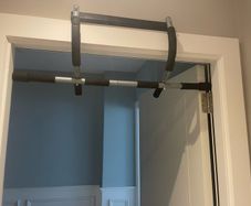 Multi-Grip Door Frame Pull Up / Chin Up Bar (No Drilling Required)