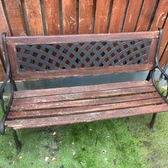 Garden bench for restoring