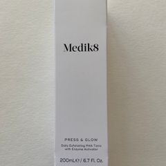 Medik8 press and glow daily exfoliating pha toner 200 ml